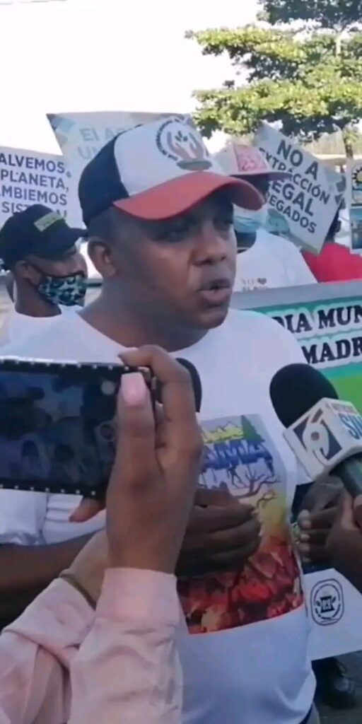 celebración del día de la tierra en la plaza de montesinos en el malecón de santo domingo, distrito nacional año 2023